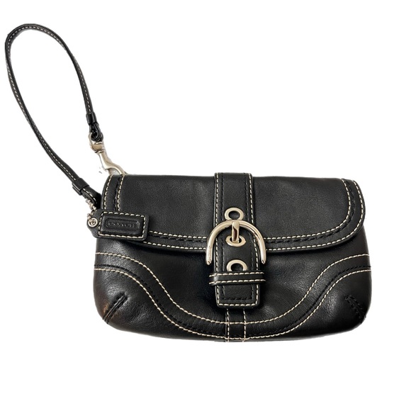 Vintage Authentic Coach Black Leather Buckle Wristlet Clutch Y2K - Picture 1 of 5